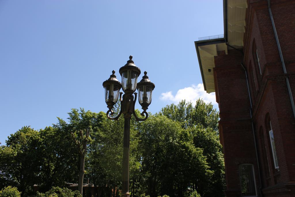 Haus Im Park Apartment Wesselburen Екстериор снимка