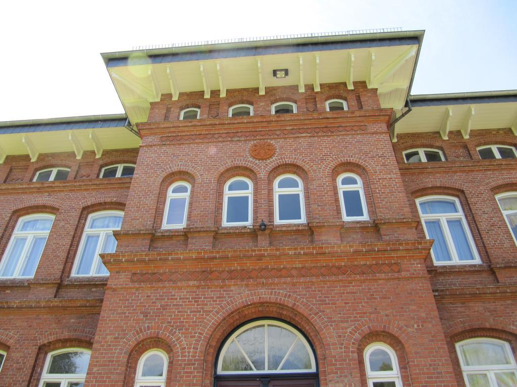 Haus Im Park Apartment Wesselburen Екстериор снимка