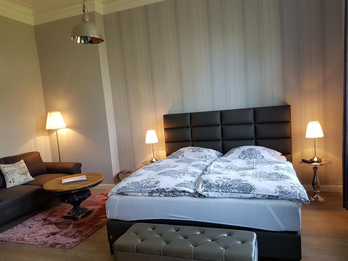 Haus Im Park Apartment Wesselburen Екстериор снимка